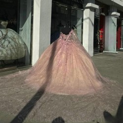 Beaded Pink Princess Sweetheart Ball Gown Quinceanera Dress Appliques Tull With Cape Party Gowns Vestidos De 15 Anos