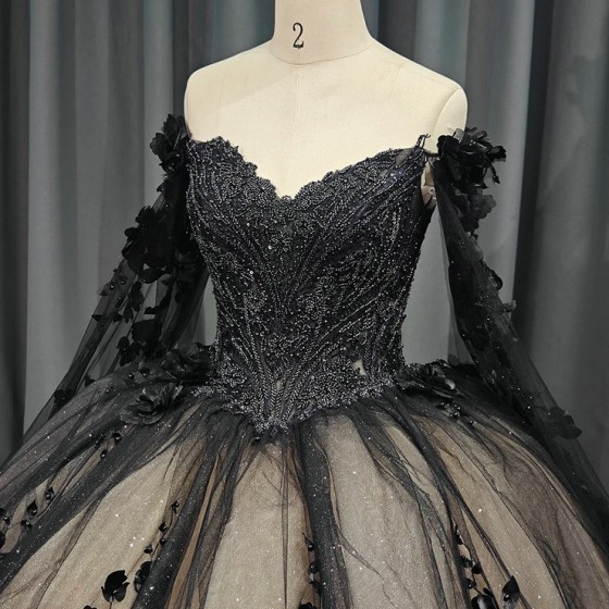 Black Sweetheart Quinceanera Dresses Ball Gown Off The Shoulder Tulle Organza Beads Crystal Cape Sleeve vestidos de quinceanera