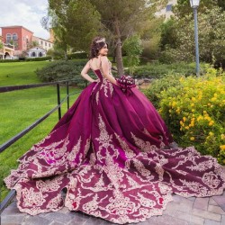 Gorgeous Red Quinceanera Dresses Gold Applique Lace Beads Ball Gown Princess Birthday Party Sweet 16 vestidos de 15 Gothic