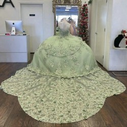 Luxury Vestido De 15 Anos Sage Green Quinceanera Dresses Applique Lace Beads Sweetheart Mexican Girls Sweet 16 Birthday Party