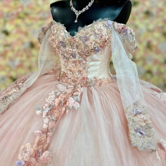 Off The Shoulder Pink Quinceanera Dresses Ball Gown Long Sleeves Floral Appliques Lace Handmade Flowers Beads Sweet 15