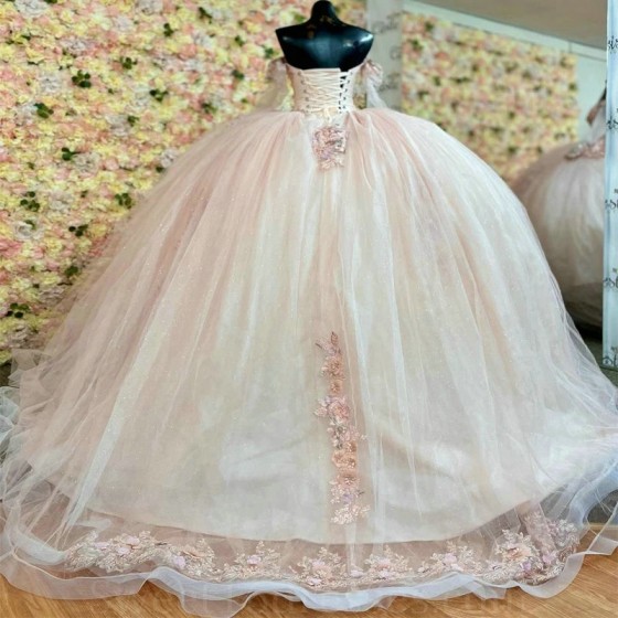 Off The Shoulder Pink Quinceanera Dresses Ball Gown Long Sleeves Floral Appliques Lace Handmade Flowers Beads Sweet 15