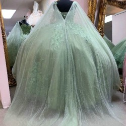 Off The Shoulder Sage Green Quinceanera Dresses Ball Gown Floral Appliques Lace With Cape Sweet 16 Party Wear vestidos de 15