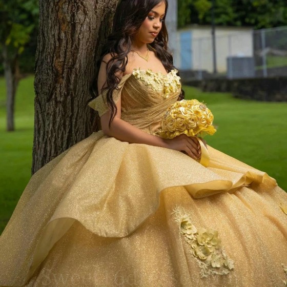 Sparkly Gold Quinceanera Dress 2024 Ball Gown Off The Shoulder Corset Flower Pageant Sweet 15 Party Vestidos De XV Anos