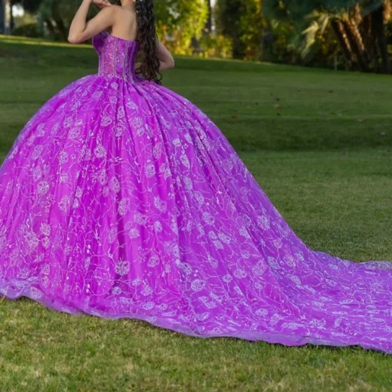 2024 Purple Princess Ball Gown Quinceanera Dresses Off Shoulder Beaded Crystals Tull Sweet 16 Party Birthday Lace-Up Vestidos De