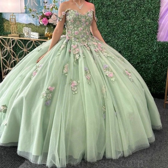 2024 Sage Green Shiny Ball Gown Quinceanera Dress Appliques Flowers Lace Off Shoulder Sweet 15 16 Years Vestidos De 15 XV Anos