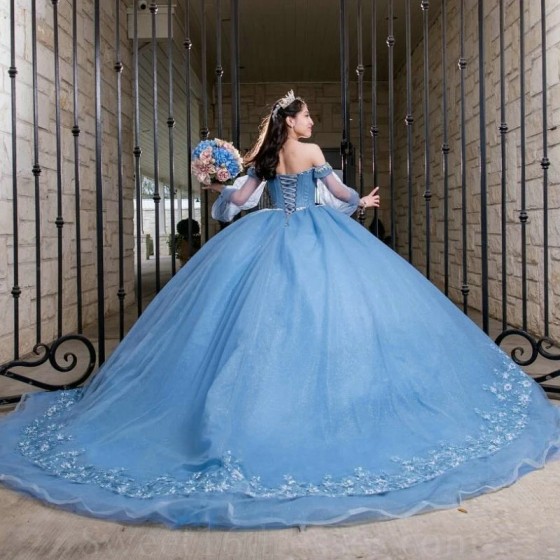 Beading Sky Blue Glitter Crystal Ball Gown Quinceanera Dresses Off The Shoulder Sequined Appliques Tull Sweet Vestidos De 15Anos