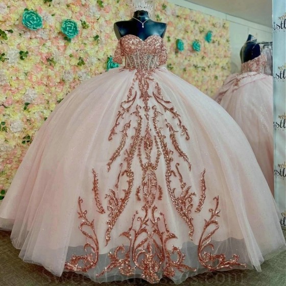 Blush Shiny Quinceanera Dresses With Rose Gold Applque Beads Sequin vestidos de 15 anos Off Shoulder Sweet 16 Dress