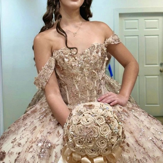 Glitter Champagne Quinceanera Dress Sweetheart Off Shoulder Appliques Lace Beads Tull Sweet 16 Dress 2024 Vestidos De 15 Anos