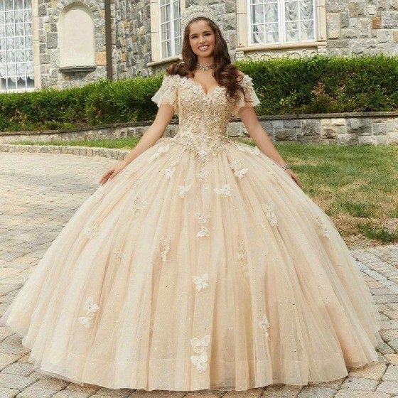 Light Champagne Shiny Ball Gown Quinceanera Dress Corset Lace Beading Sequins Bow Off the Shoulder Sweet 16 Dress Vestidos De XV