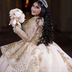 Luxury Champagne Long Sleeve Quinceanera Dresses Beaded Ball Gown Gold Appliques Beads Birthday Party Dress