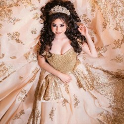 Luxury Champagne Shiny Quinceanera Dresses Gold Lace Applique Pearl Off The Shoulder Sweet 16 Dress vestido de 15 anos Prom