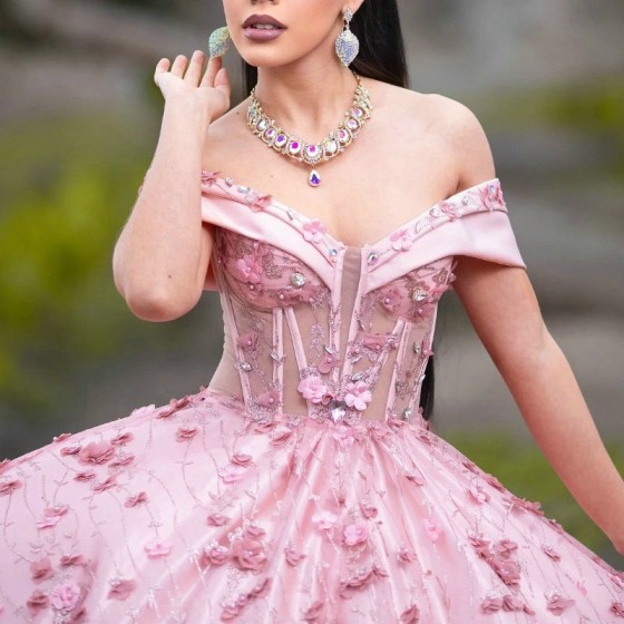 Luxury Pink Mexican Quinceanera Dresses Off The Shoulder Applique Beads Crystal Lace Up Corset Sweet 16 Vestido 15 De Anos