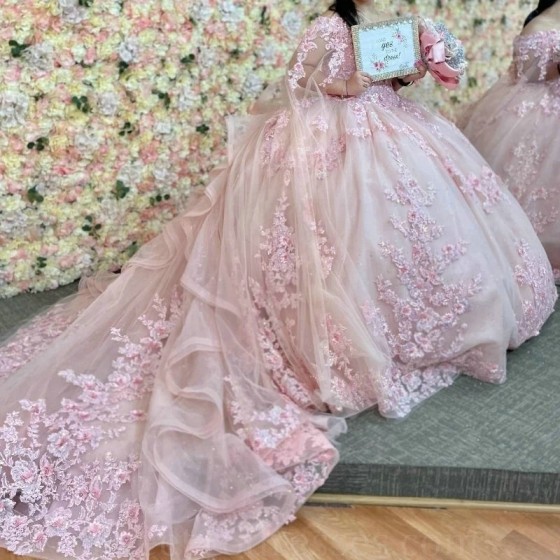 Mexican Pink Vestidos De 15 Quinceanera Applique Lace Sweetheart Off Shoulder Ball Gown Sweet 16 Birthday Quinceanera Dress