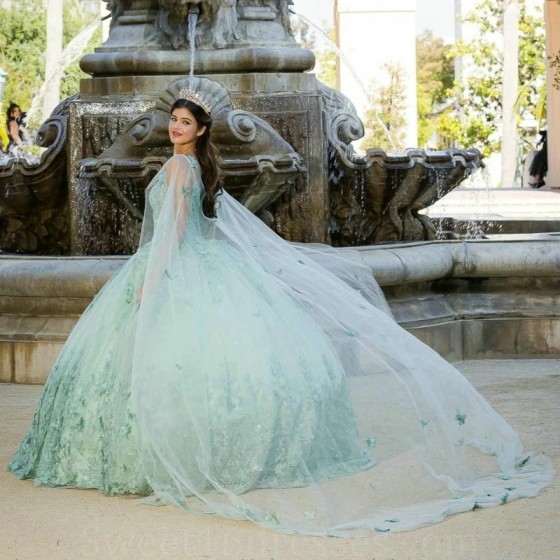 Mint Green Vestido De 15 Anos Princess XV Quinceanera Dresses With Cape Butterfly Applique Beadig Sweet 16 Prom Gowns