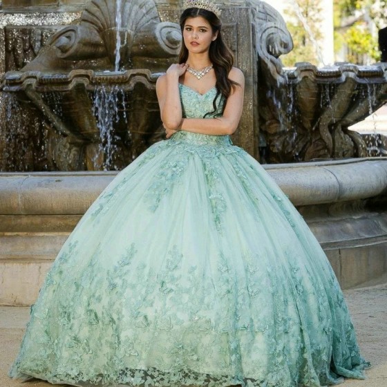 Mint Green Vestido De 15 Anos Princess XV Quinceanera Dresses With Cape Butterfly Applique Beadig Sweet 16 Prom Gowns