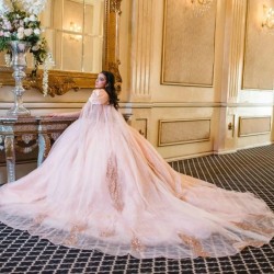 Off Shoulder Pink Quinceanera Dresses Ball Gown Applique Lace Beads With Cape Puffy Sweet 16 Dress Celebrity Party Gowns