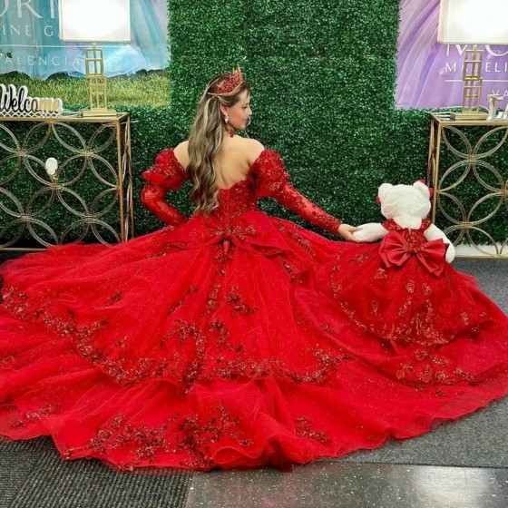 Off Shoulder Red Quinceanera Dress Ruffles Appliques Lace Beads Sweep Train Ball Gown Sweet 16 Vestidos De Fiesta