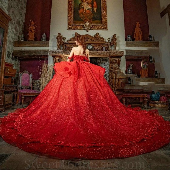 Off Shoulder Red Sequined Lace Quinceanera Dresses Appliques Puffy Ruffles Cathedral Train Beads Prom vestido 15