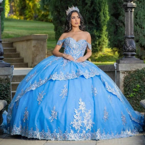 Off Shoulder Sky Blue Princess Quinceanera Dresses Ball Gown Lace Appliques Crystal Tull Birthday Party Sweet 16 Dress Vestidos