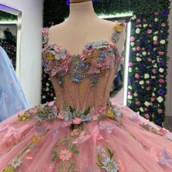 Off The Shoulder Ball Gown Pink Quinceanera Dresses For Girls Beaded Applique Bow Birthday Party Gowns Lace Up Back Sweet