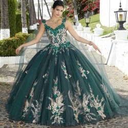 Off The Shoulder Green Ball Gown Quinceanera Dresses Appliques Lace Flowers With Cape Vestido De 15 Anos Sweet 16