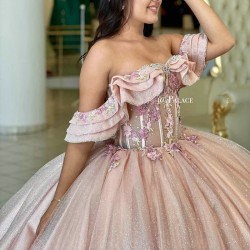 Off The Shoulder Pink Ball Gown Quinceanera Dresses Sweet 16 Princess Applique Lace Beads Tull Corset vestidos de 15anos