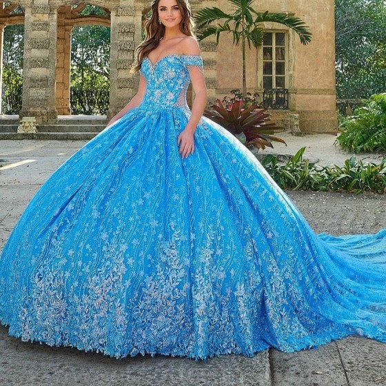 Off The Shouler Sky Blue Shiny Ball Gown Quinceanera Dresses Appliques Lace Flower Beaded Tull Party Gowns Vestidos 15 XV Anos