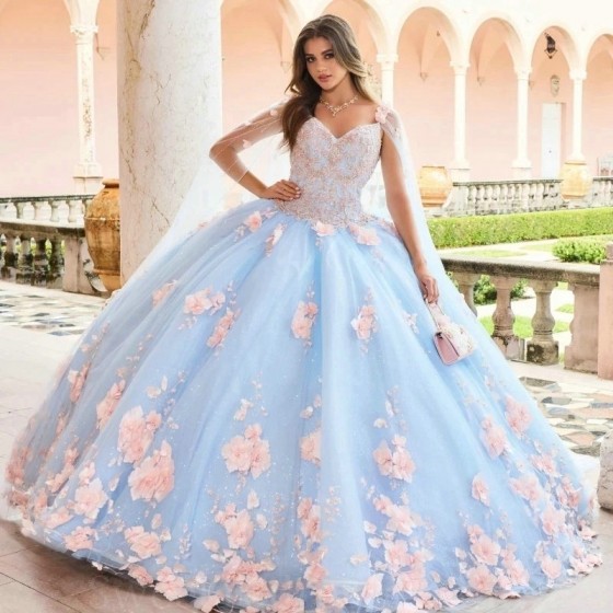 Princess Sky Blue Quinceanera Dresses Ball Gown Sweet 16 Dress Beads Appliques Lace Flower With Cape Birthday 15th Party Gown