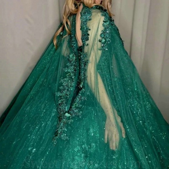 Shiny Emerald Green Quinceanera Dresses For 16 Girl Appliques Lace Beading With Cape Princess Ball Gowns Birthday Prom Dress