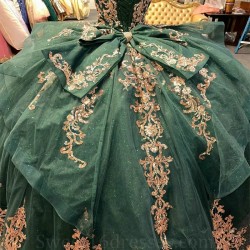 Shiny Emerald Green Quinceanera Dresses For Sweet 16 Princess Gown Gold Applique Beading Birthday Party Prom Dresses