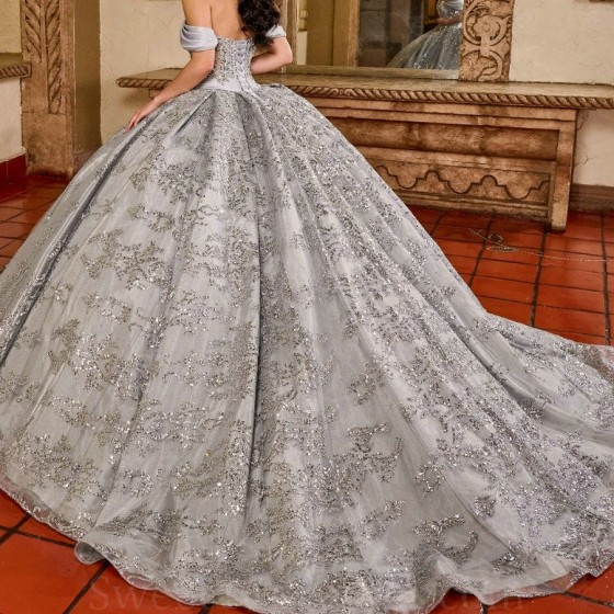 Silvery Off Shoulder Quinceanera Dresses Ball Gown Applique Lace Beads Crystal Tull Long Sleeves Sweet 16 Dress Vestidos De 15