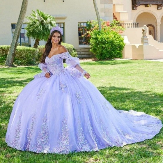 Sleeveless Lavender Shiny Quinceanera Dresses Crystal Sequined Ball Gown Off The Shoulder Applique Lace Corset Vestidos Para XV