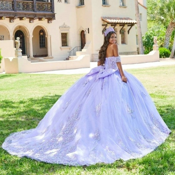 Sleeveless Lavender Shiny Quinceanera Dresses Crystal Sequined Ball Gown Off The Shoulder Applique Lace Corset Vestidos Para XV