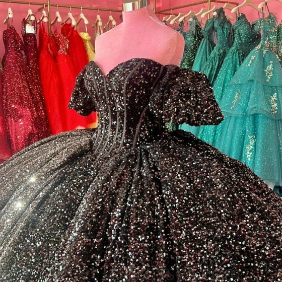 Sweetheart Black Shiny Quinceanera Dresses Off Shoulder Sequined Beads Chapel Train Corset Prom vestido de debutante 15 anos