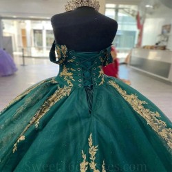 Sweetheart Emerald Green Ball Gown Quinceanera Dresses Gold Applique Lace Beads Sweet 16 Dress Pageant Gowns Vestidos De 15 Anos