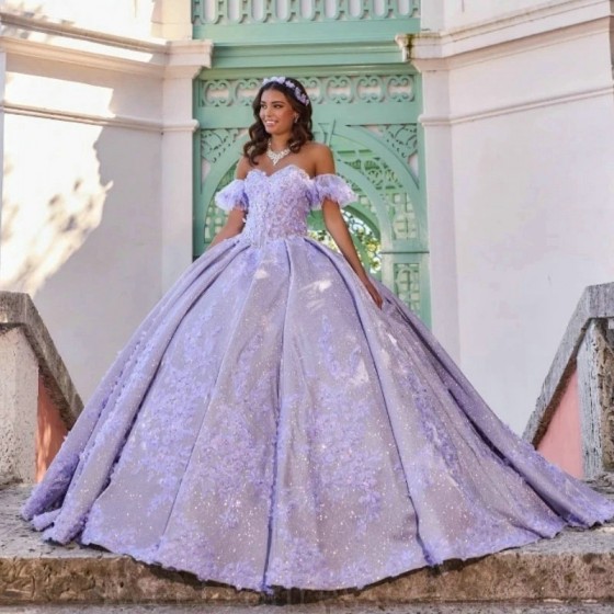 Sweetheart Lavender Quinceanera Dresses Lace Appliques Beading Tired Off the Shoulder Princess Ball Gown