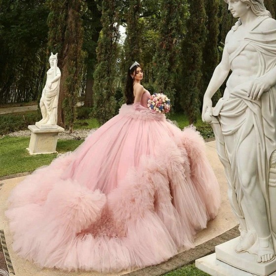 Sweetheart Pink Quinceanera Dress Princess Off the Shoulder Prom Gown Beads Tulle Tiered Sweet 16 Dress Vestidos De 15 Anos