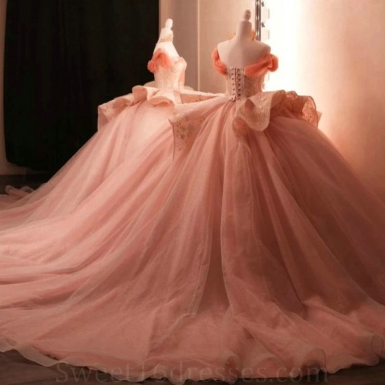 Sweetheart Pink Quinceanera Dresses Applique Tulle Beading Off The Shoulder Party Dress Lace Up Court Train Prom Ball Gown