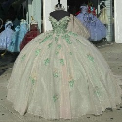 Sweetheart Quinceanera Dresses Off Shoulder Applique Lace Princess Sweet 15 16 Years Old Birthday Prom Party Gown