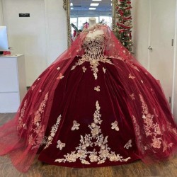 Sweetheart Red Princess Ball Gown Quinceanera Dress With Cape Beaded Gold Appliques Lace Bow Party Gowns Vestidos De 15 Anos