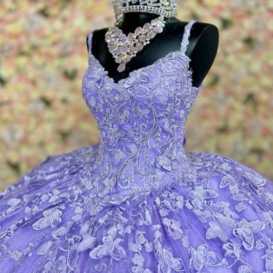 V Neck Lavender Ball Gown Quinceanera Dresses Spaghetti Strap Appliques Lace Bow Beads With Cape Vestido De 15 Anos