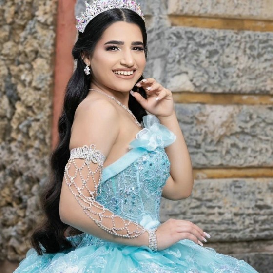 Water Blue Shiny Princess Quinceanera Dresses Off Shoulder Lace Appliques Crystal Tull Ball Gown Sweet 16 Dresses Vestidos De 15