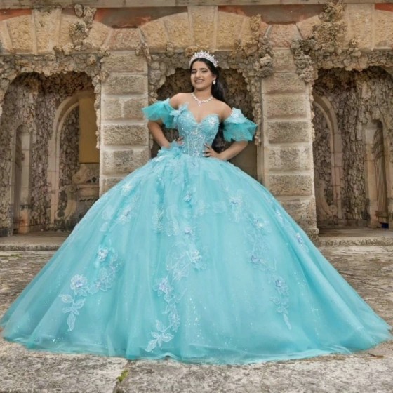 Water Blue Shiny Princess Quinceanera Dresses Off Shoulder Lace Appliques Crystal Tull Ball Gown Sweet 16 Dresses Vestidos De 15